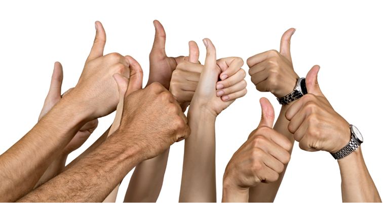 participants manifestent leur satisfaction en levant le pouce